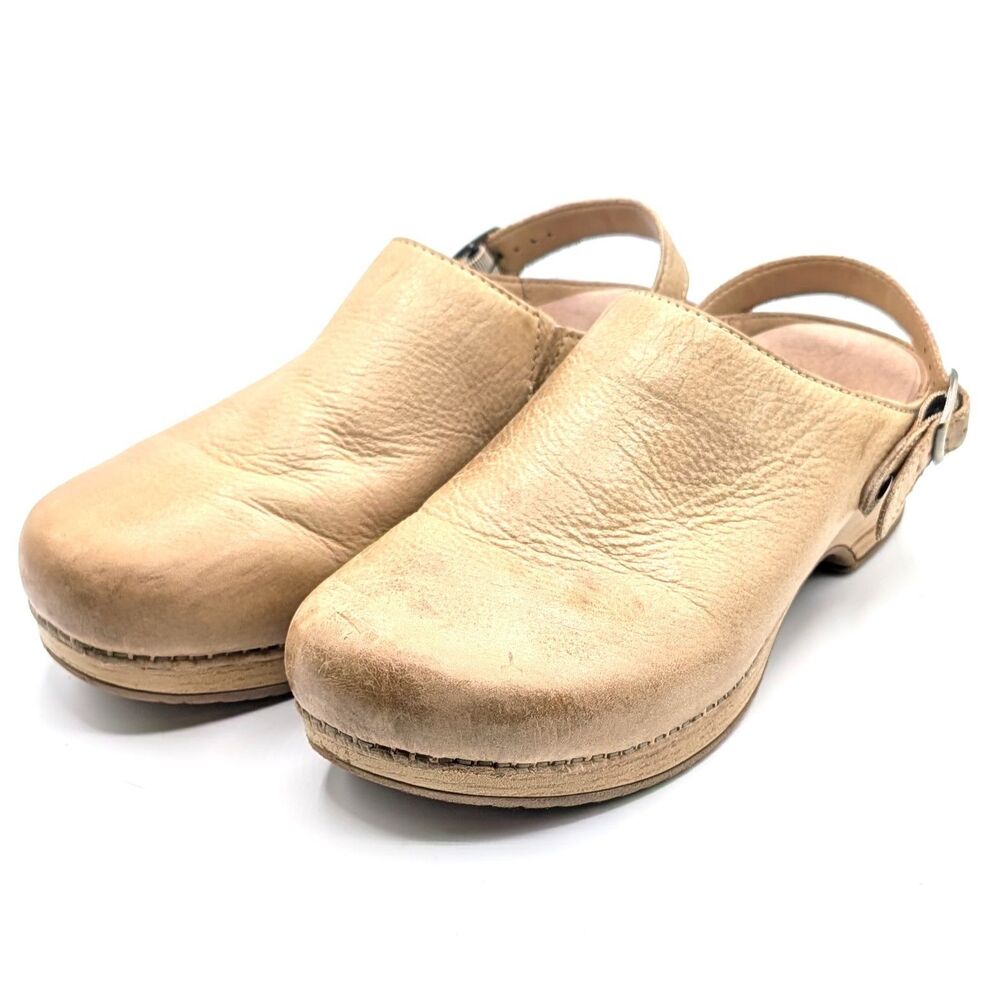 Dansko Berry Milled Burnished Mules Clogs Tan Brown Women's Size 39 US 8.5-9